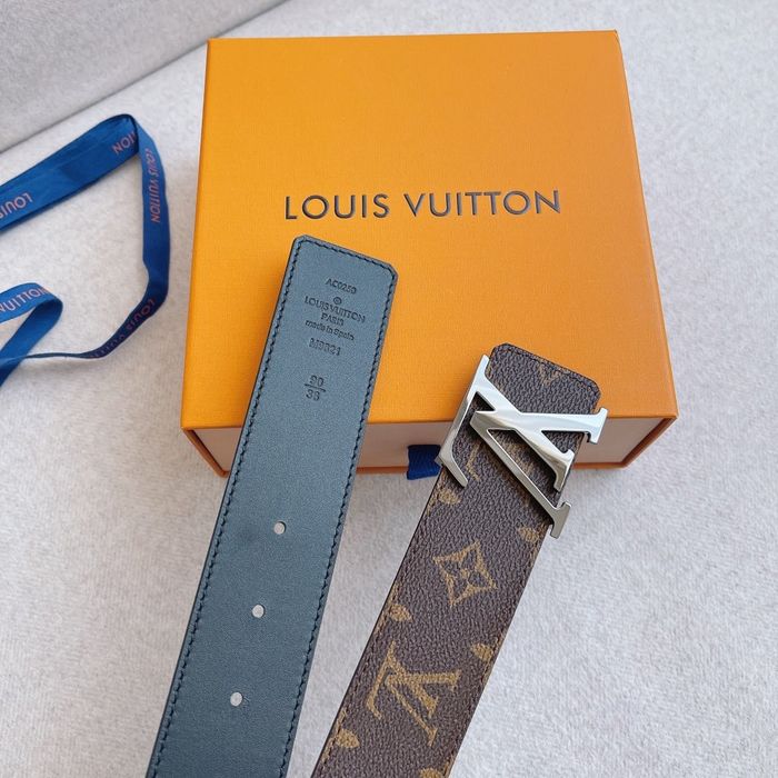 Louis Vuitton Belt 40MM LVB00026